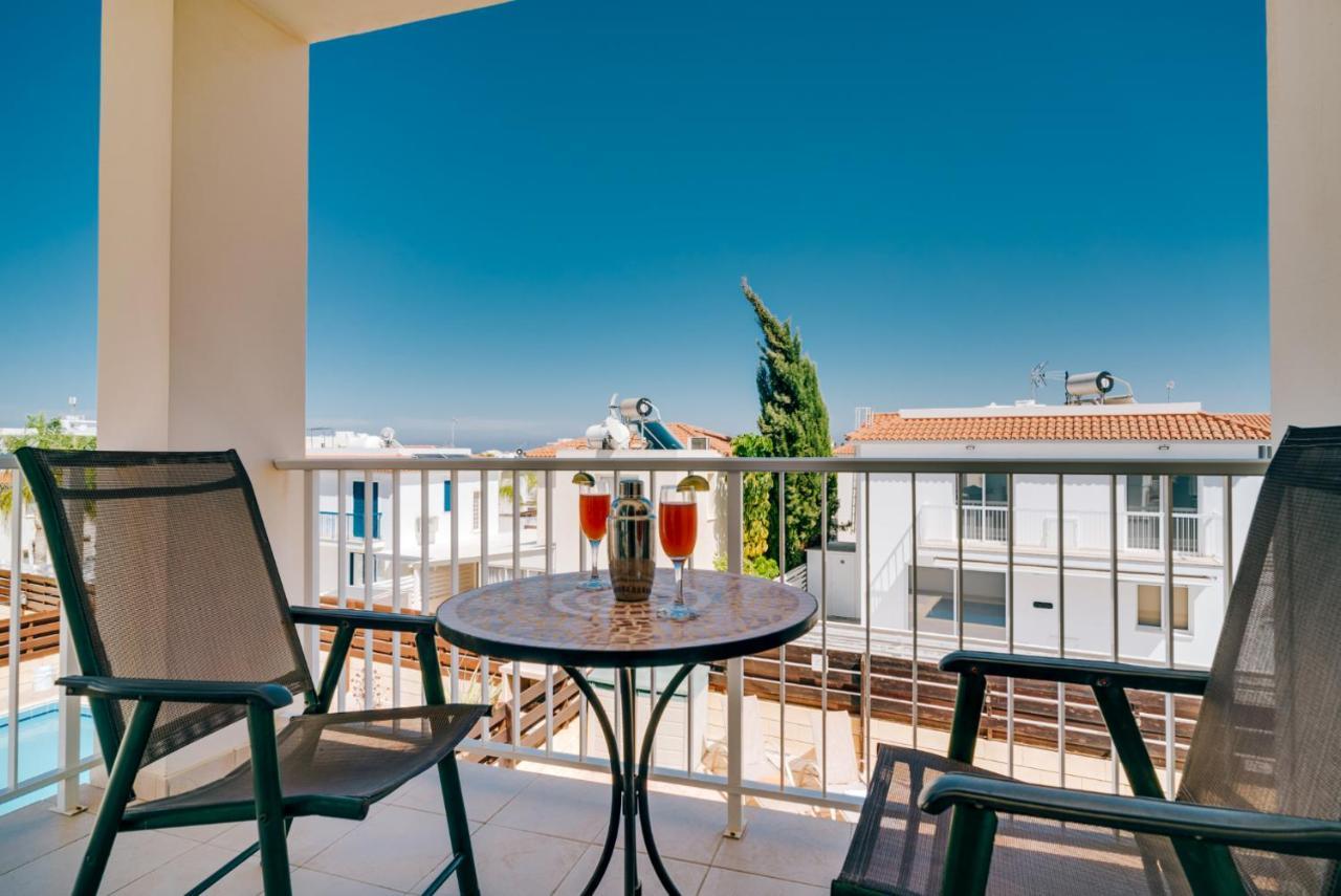 Villa Karisa Protaras Luaran gambar