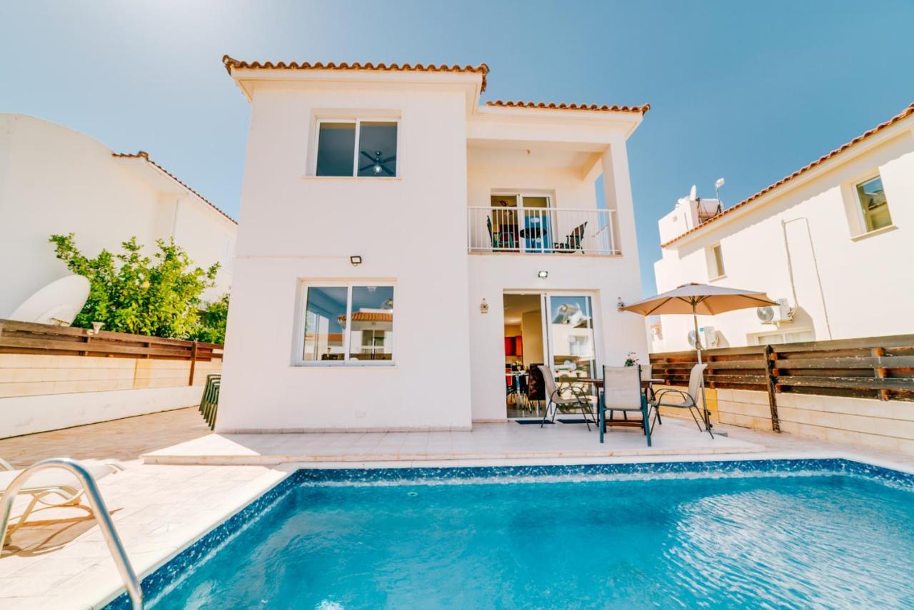 Villa Karisa Protaras Luaran gambar